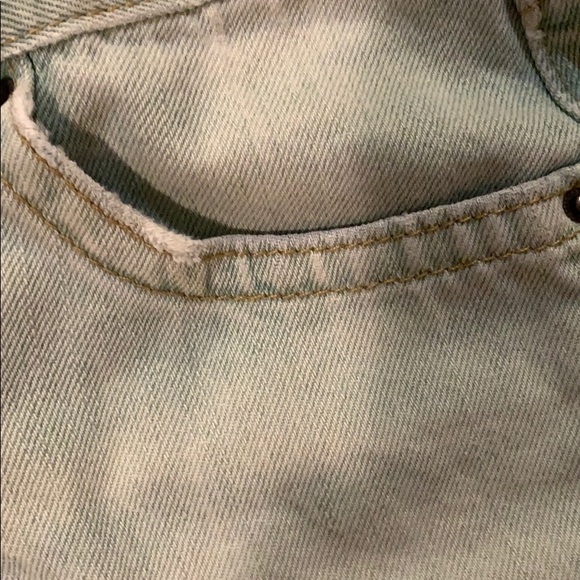 Mossimo Supply Co Womens Jean Shorts - Picture 3 of 4